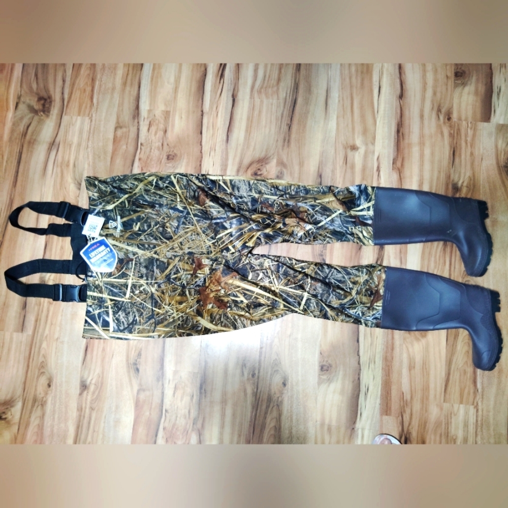 Camouflage Waders with Brown Boots For Fishing